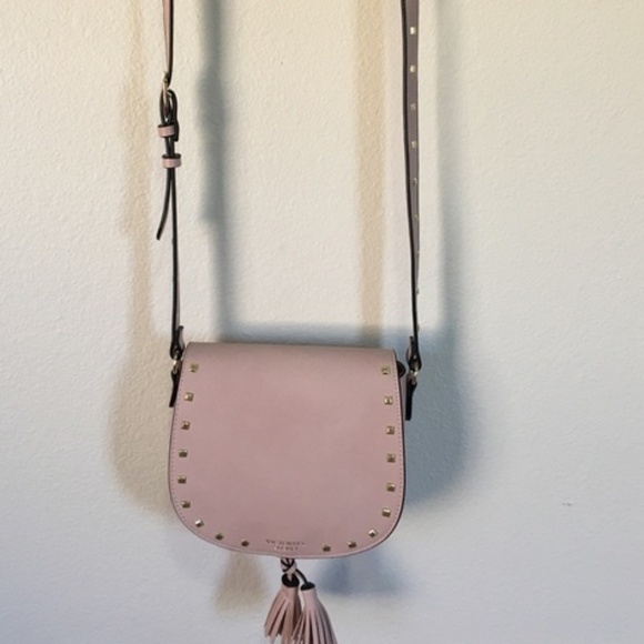 Crossbody VS purse - Picture 2 of 3